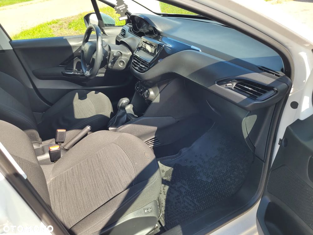 Peugeot 208 PureTech 68 Like - 14