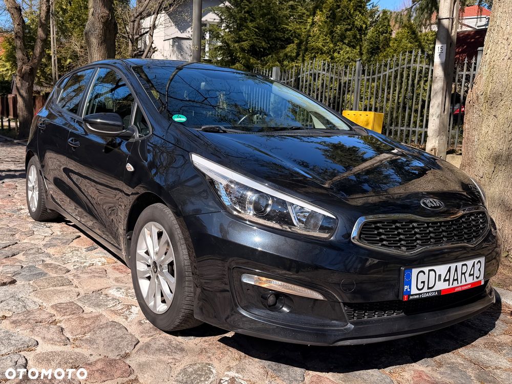 Kia Ceed 1.4 CVVT Attract - 1