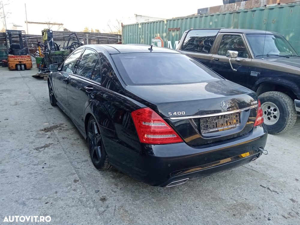 Dezmembrari  Mercedes-Benz S-CLASS (W221)  2005  > 2013 S 400 Hybrid - 4