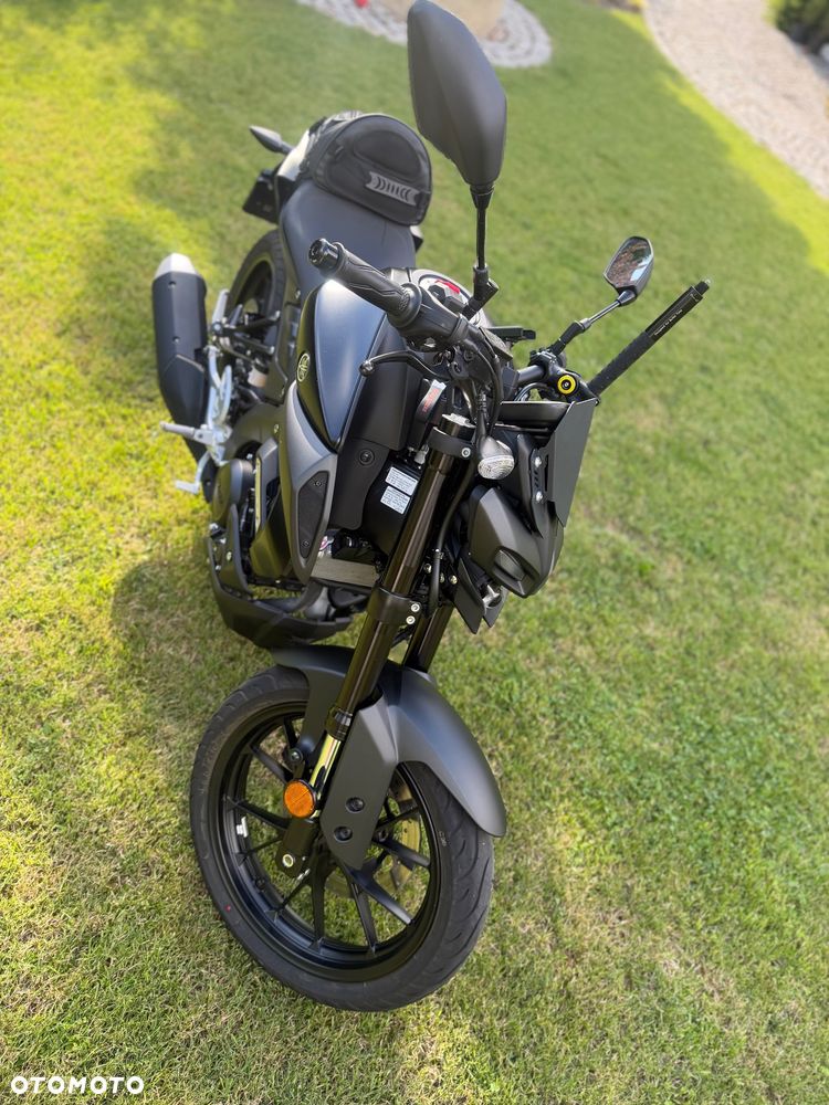 Yamaha MT - 4