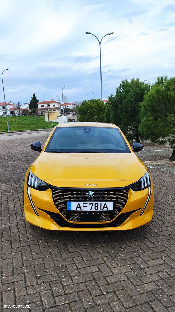 Peugeot e-208 50 kWh GT - 6