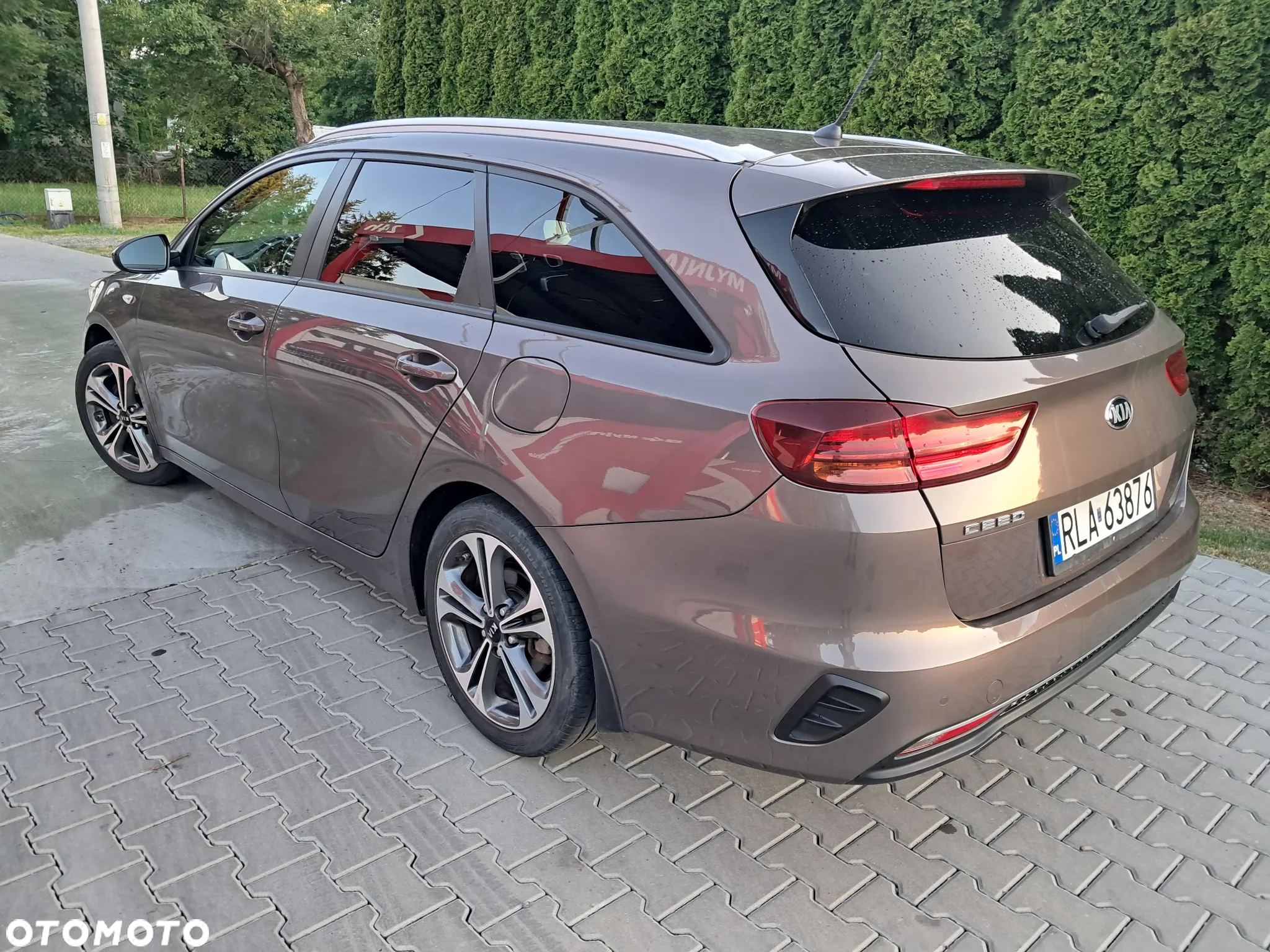 Kia Ceed 1.6 CRDi SCR M - 3