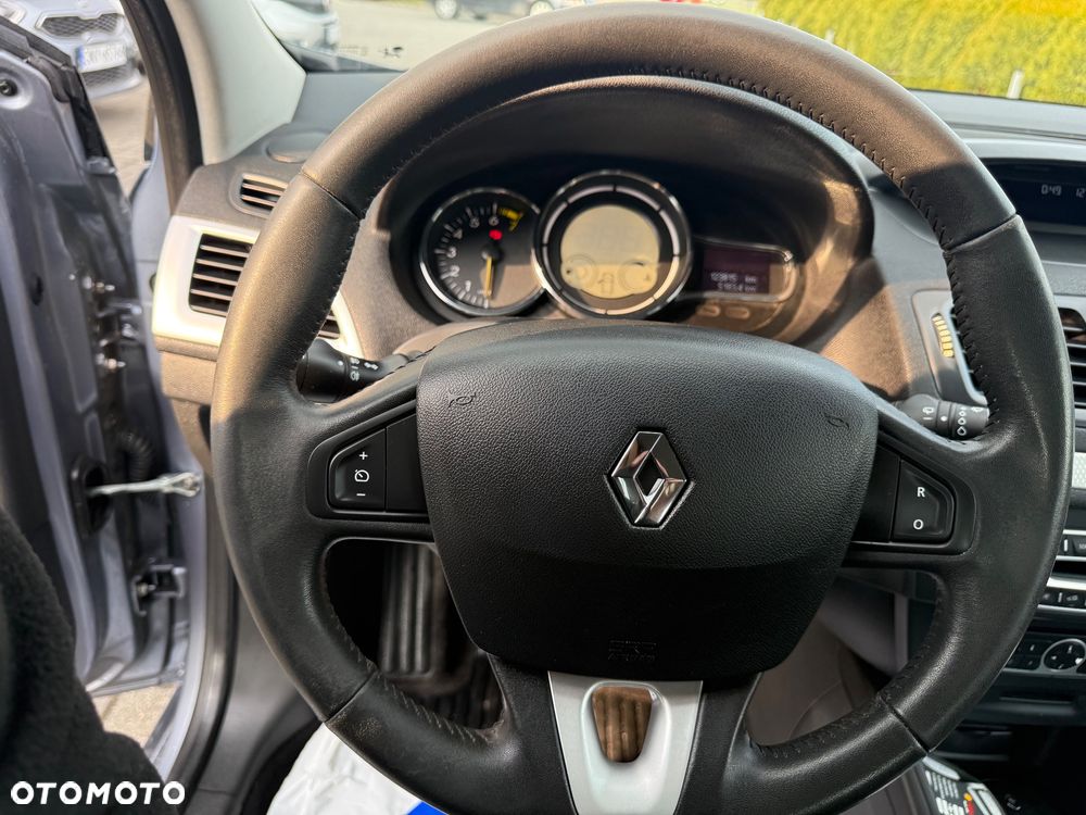 Renault Megane 2.0 140 CVT Bose Edition - 12