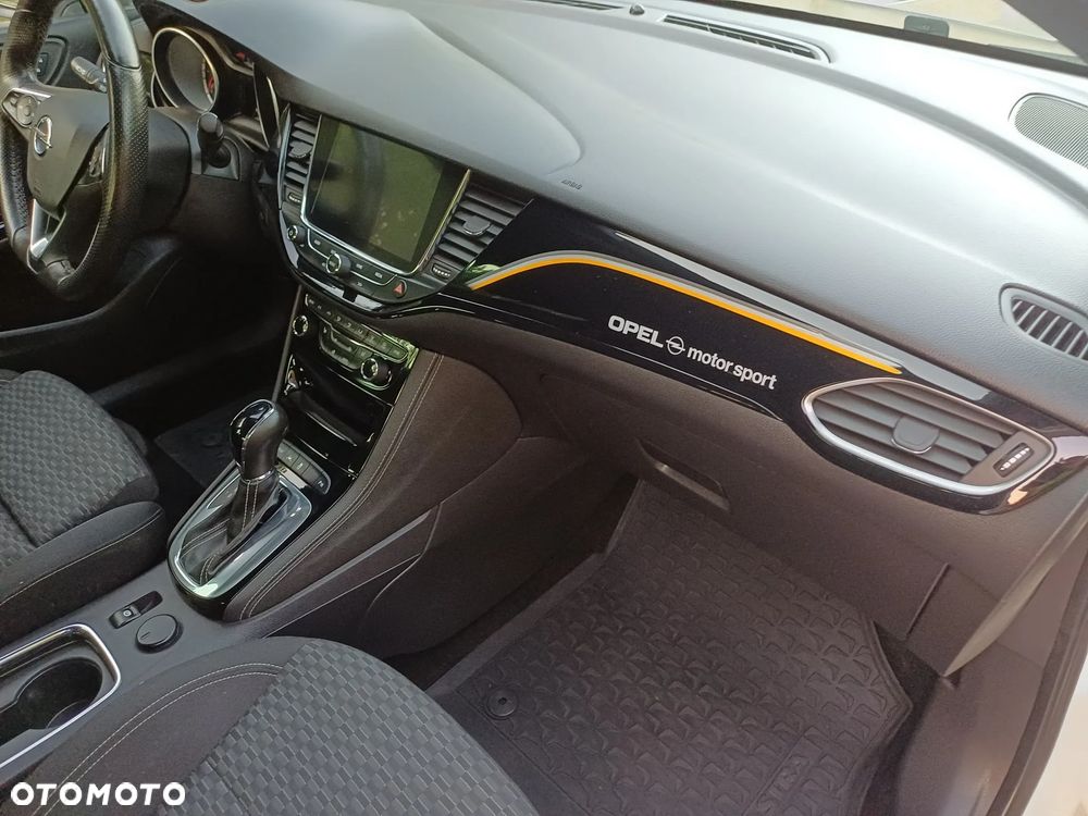 Opel Astra 1.4 T Dynamic S&S - 18