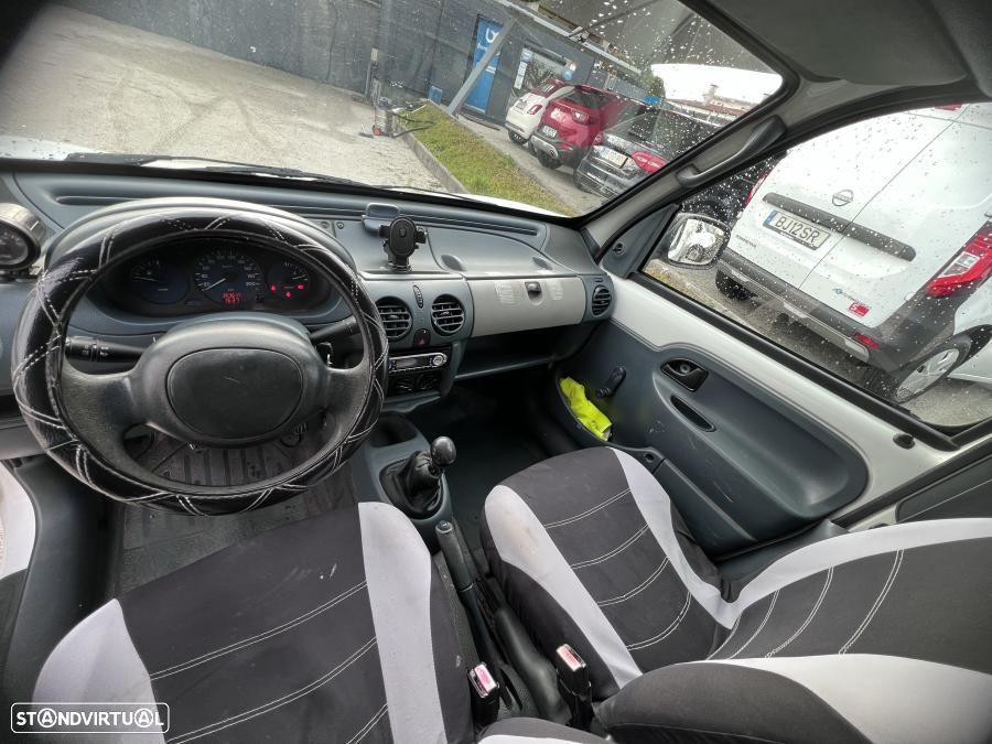 Renault Kangoo 1.9D - 10