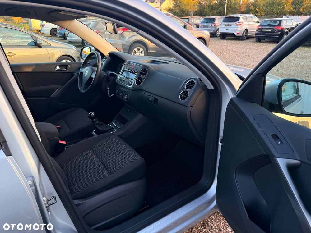 Volkswagen Tiguan - 20