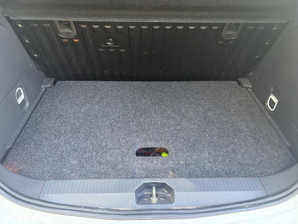 Opel Corsa 1.4 16V Color Edition - 13
