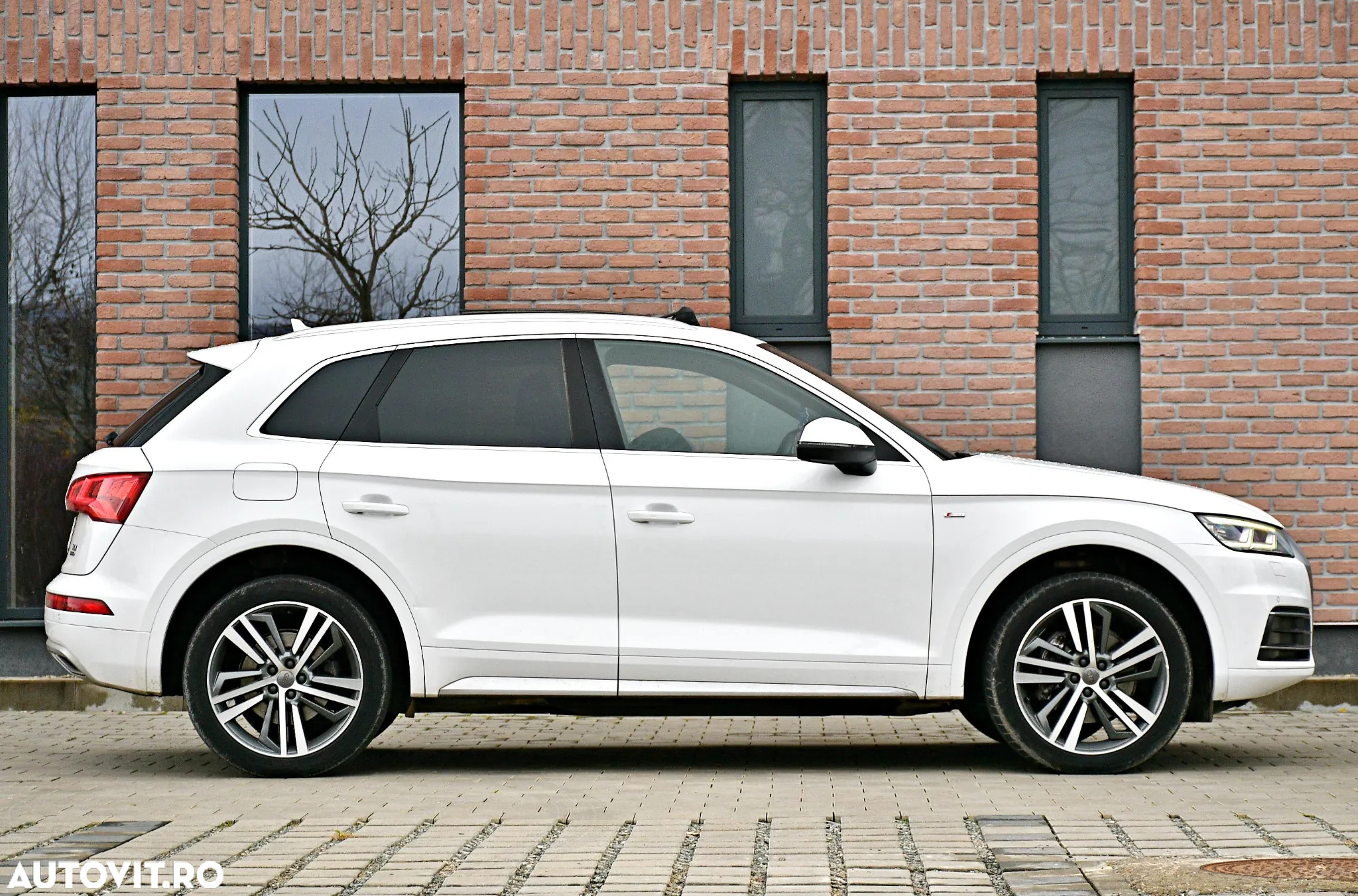 Audi Q5 2.0 40 TDI quattro S tronic Sport - 5