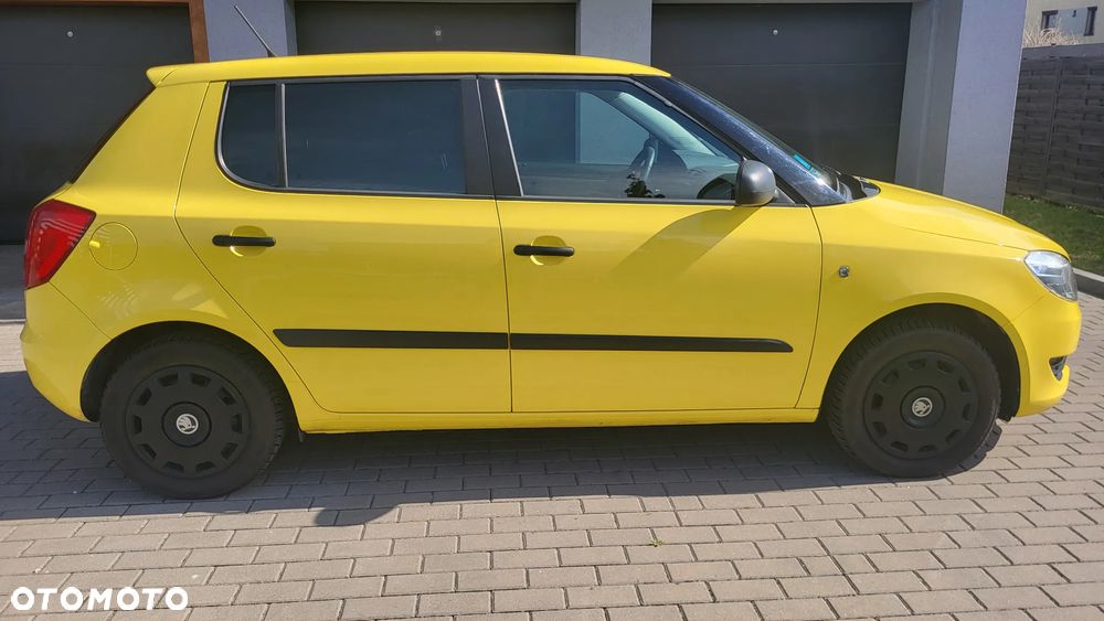 Skoda Fabia 1.2 HTP Active - 5