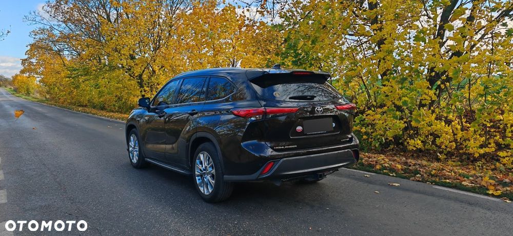 Toyota Grand Highlander - 6