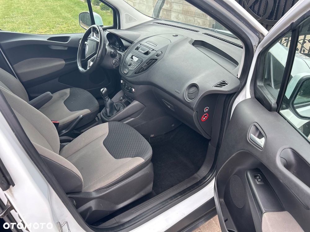 Ford Tourneo Courier 1.5 TDCi Titanium - 9