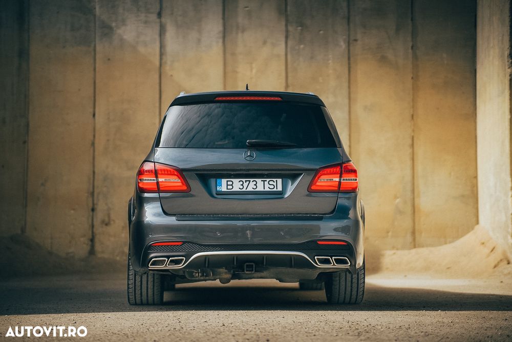 Mercedes-Benz GL - 4