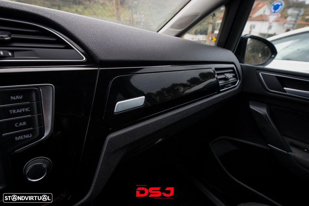 VW Touran 1.6 TDI Highline - 15