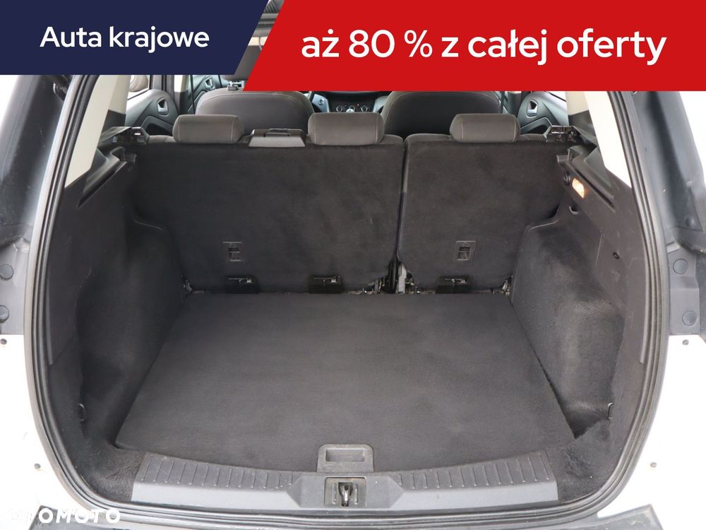 Ford Kuga - 16