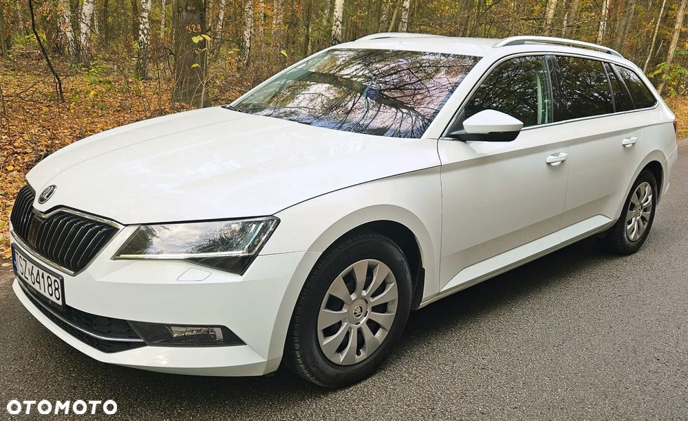 Skoda Superb 2.0 TDI Active DSG - 9