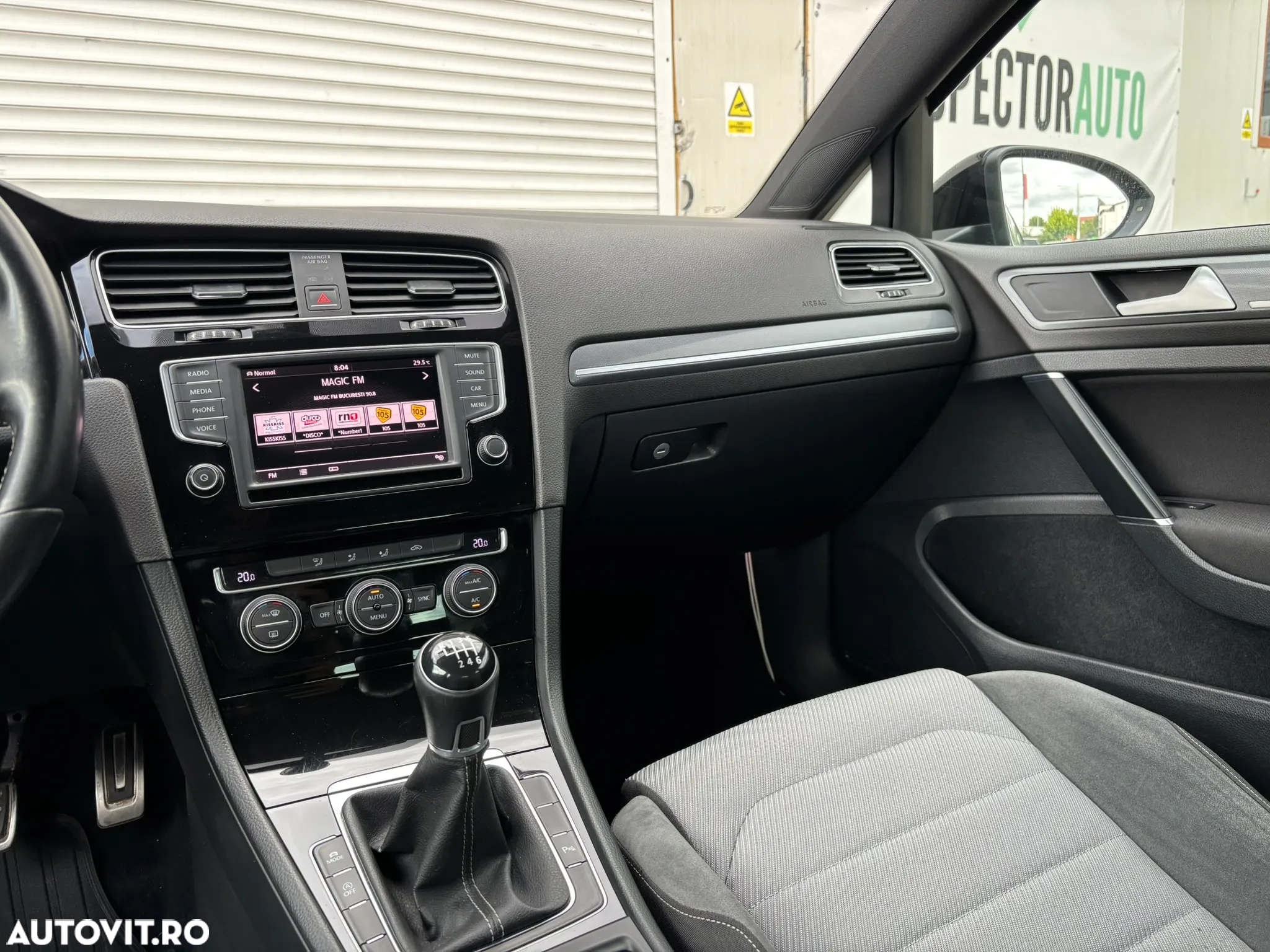 Volkswagen Golf 1.4 TSI Highline - 21