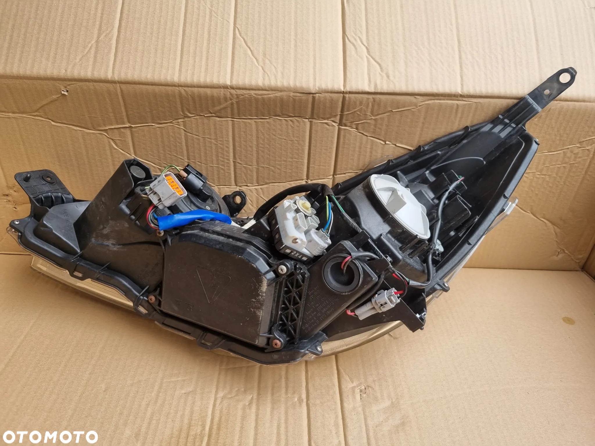 Subaru Legacy Outback Lift Lampa prawa Reflektor Xenon - 7