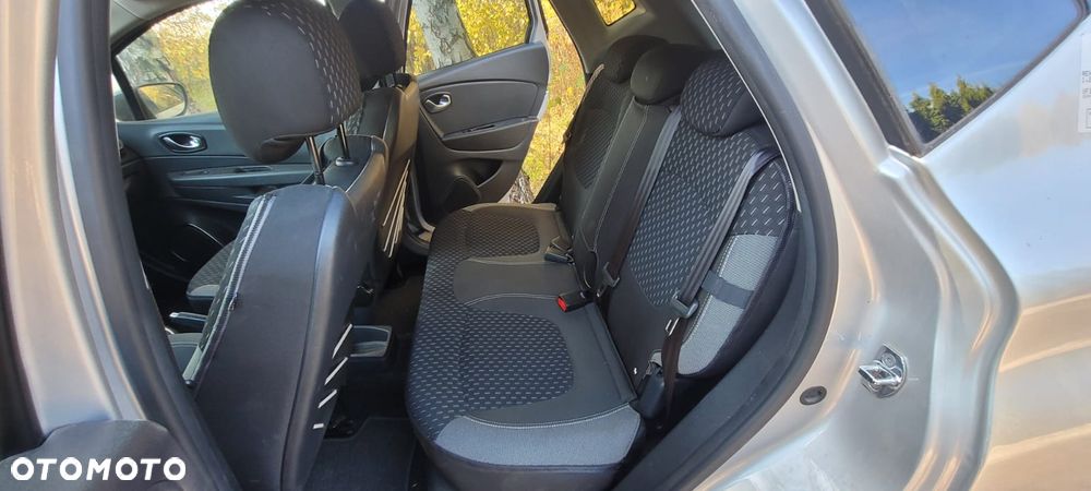 Renault Captur - 16
