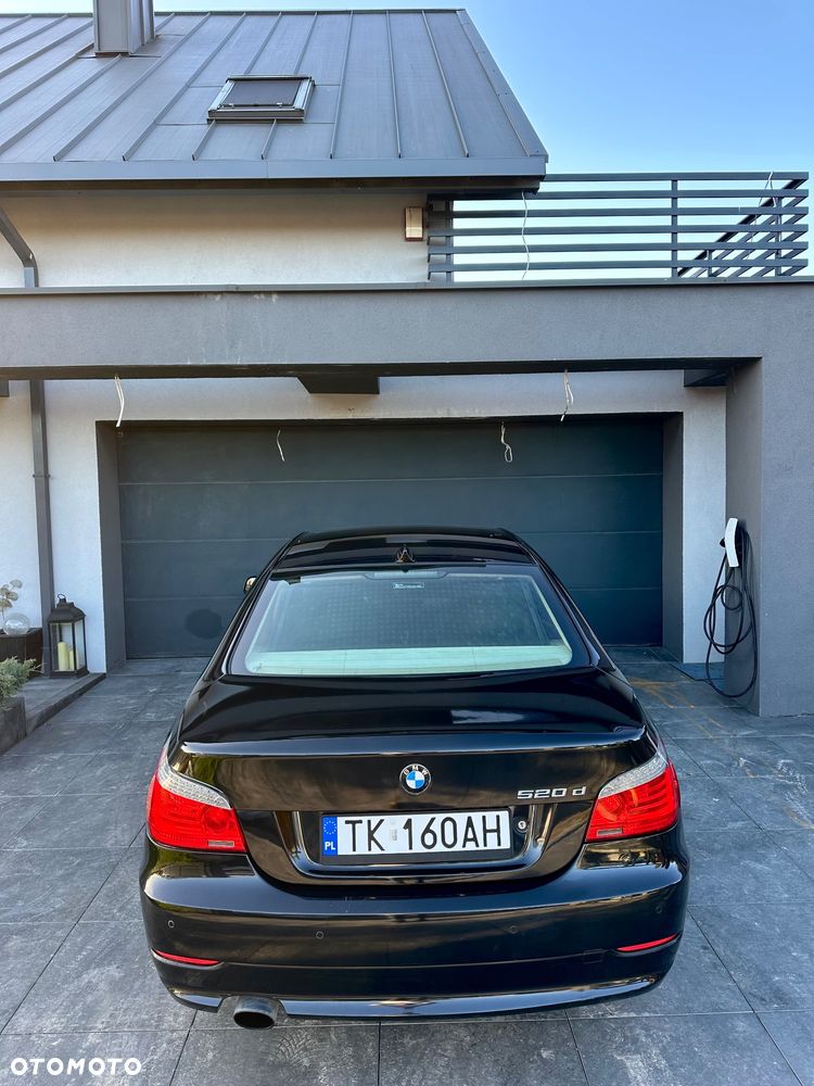 BMW Seria 5 520d Edition Exclusive - 8