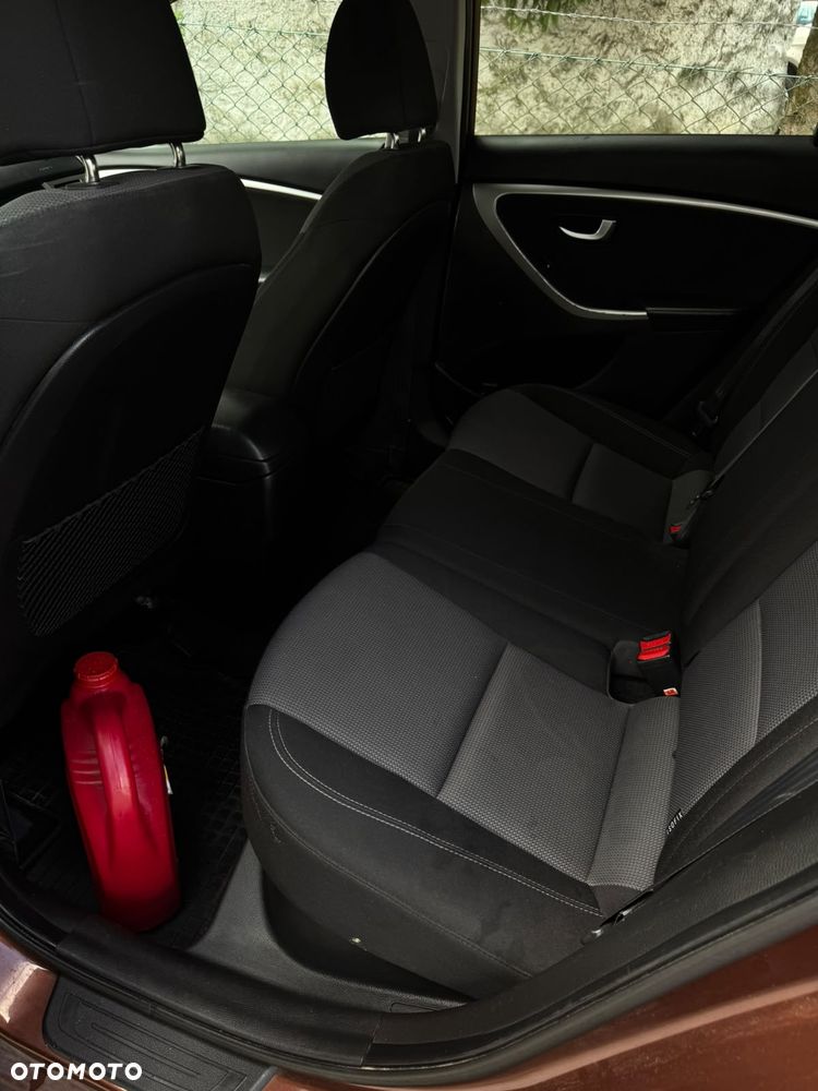 Hyundai i30 - 16