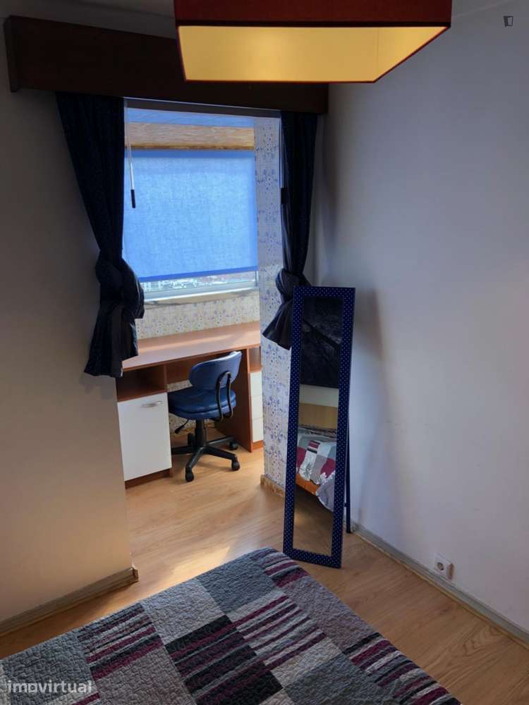 Quarto - localizado em Olivais Coimbra - Grande imagem: 3/42