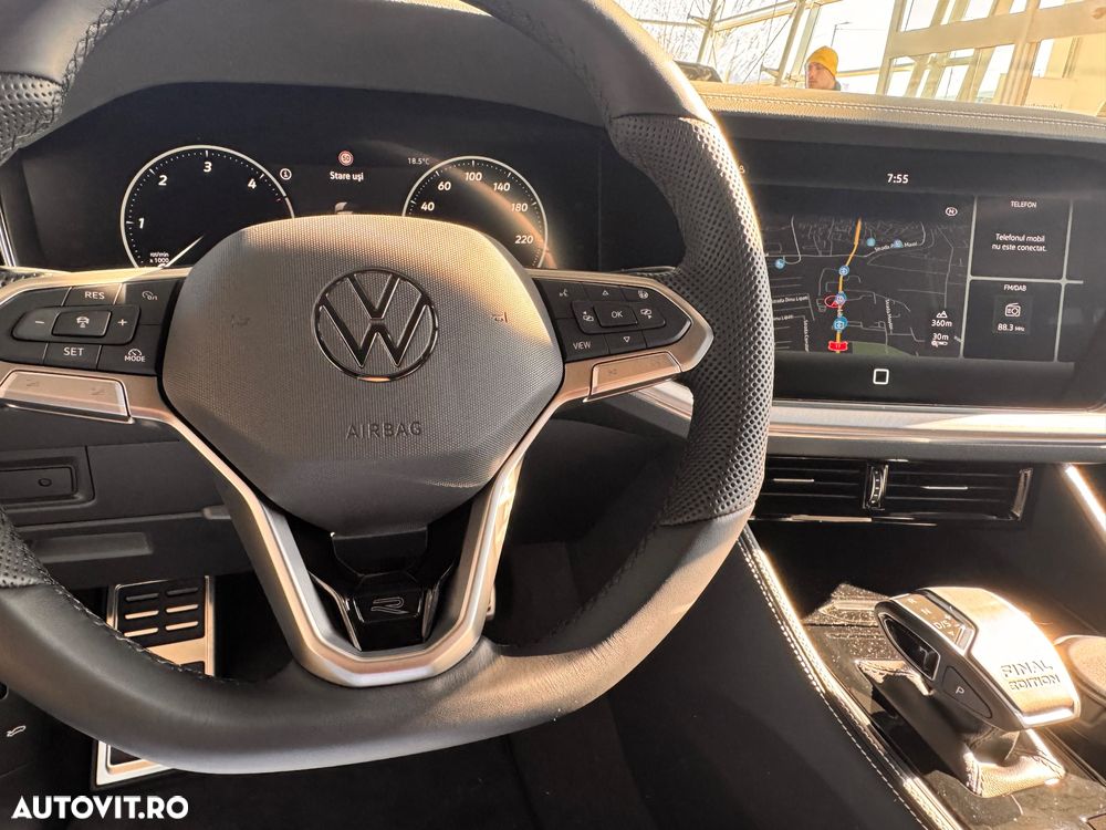 Volkswagen Touareg V6 TDI 4MOTION R-Line - 14