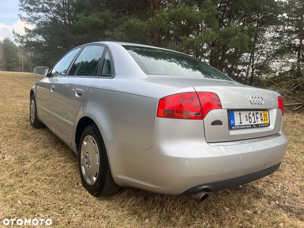 Audi A4 Limousine - 7