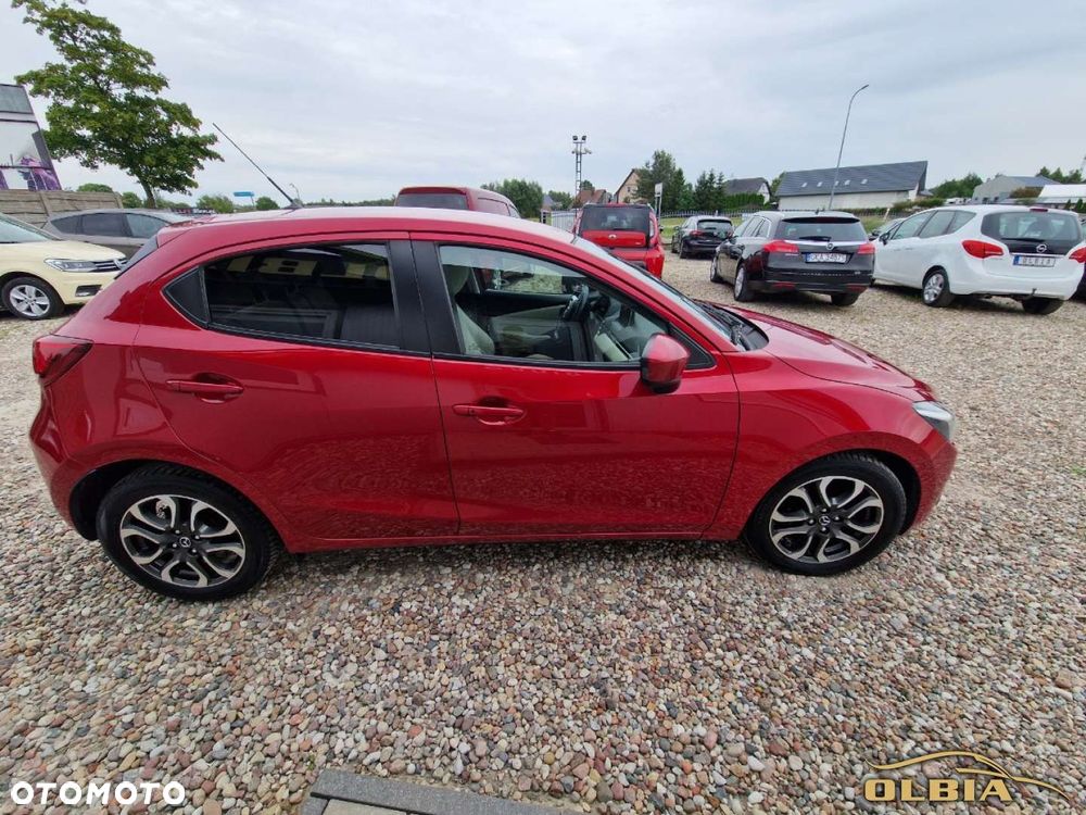 Mazda 2 - 16