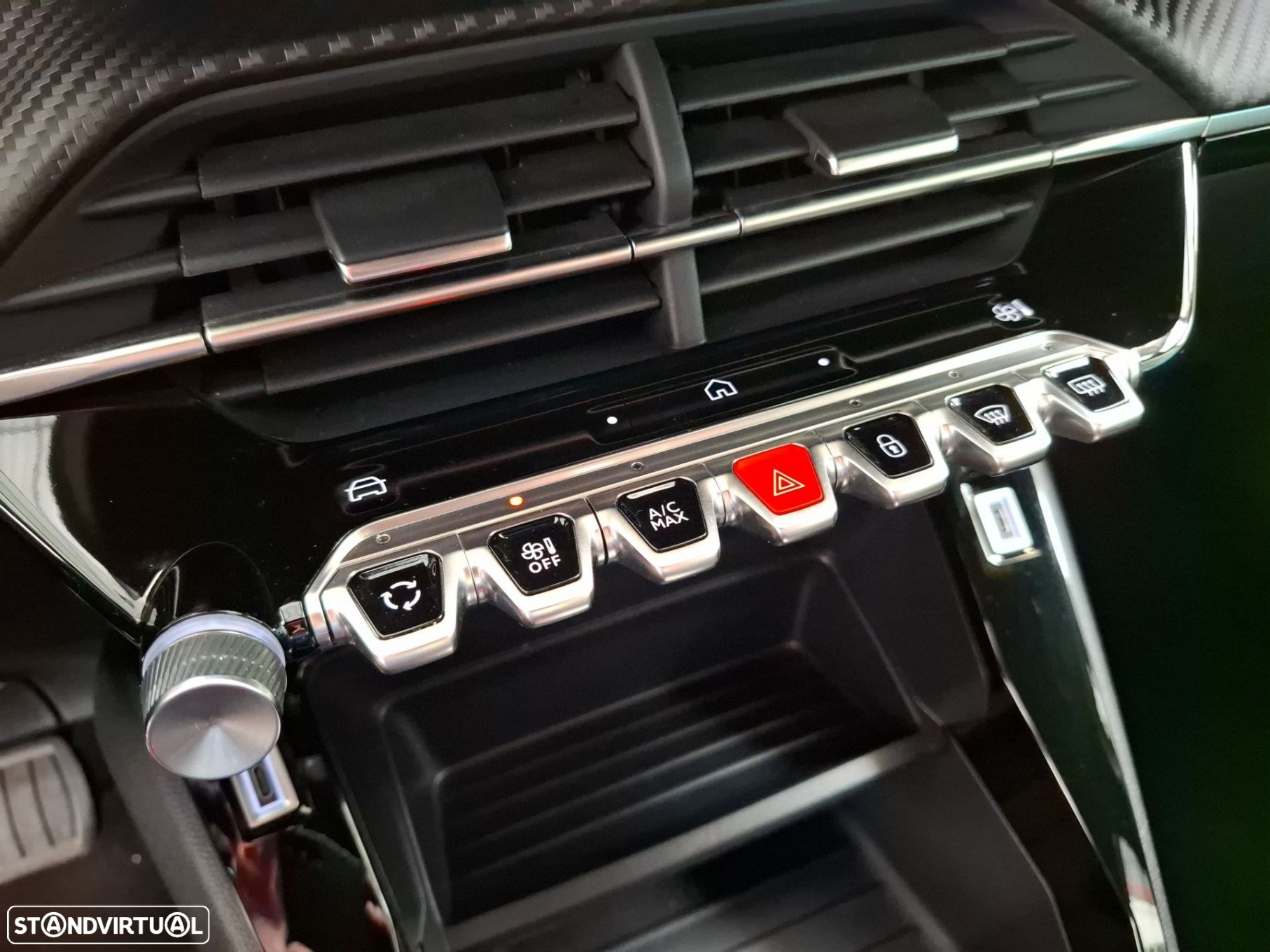 Peugeot e-2008 54 kWh Active - 20