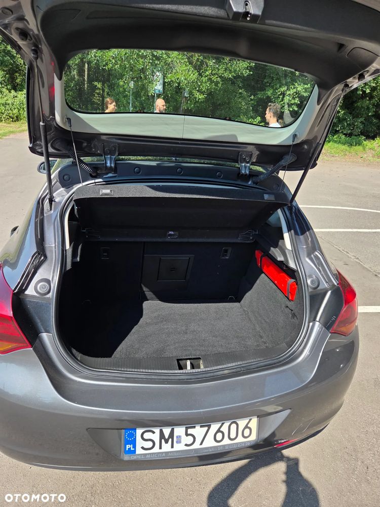 Opel Astra III 1.7 CDTI - 13