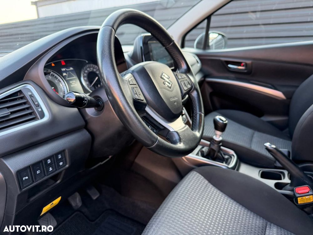 SUZUKI SX4 2023 — imagine 9
