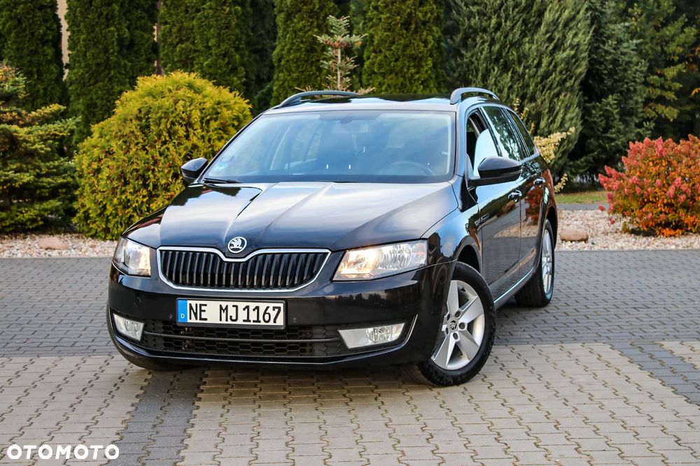 Skoda Octavia Combi 2.0 TDI Ambition - 2