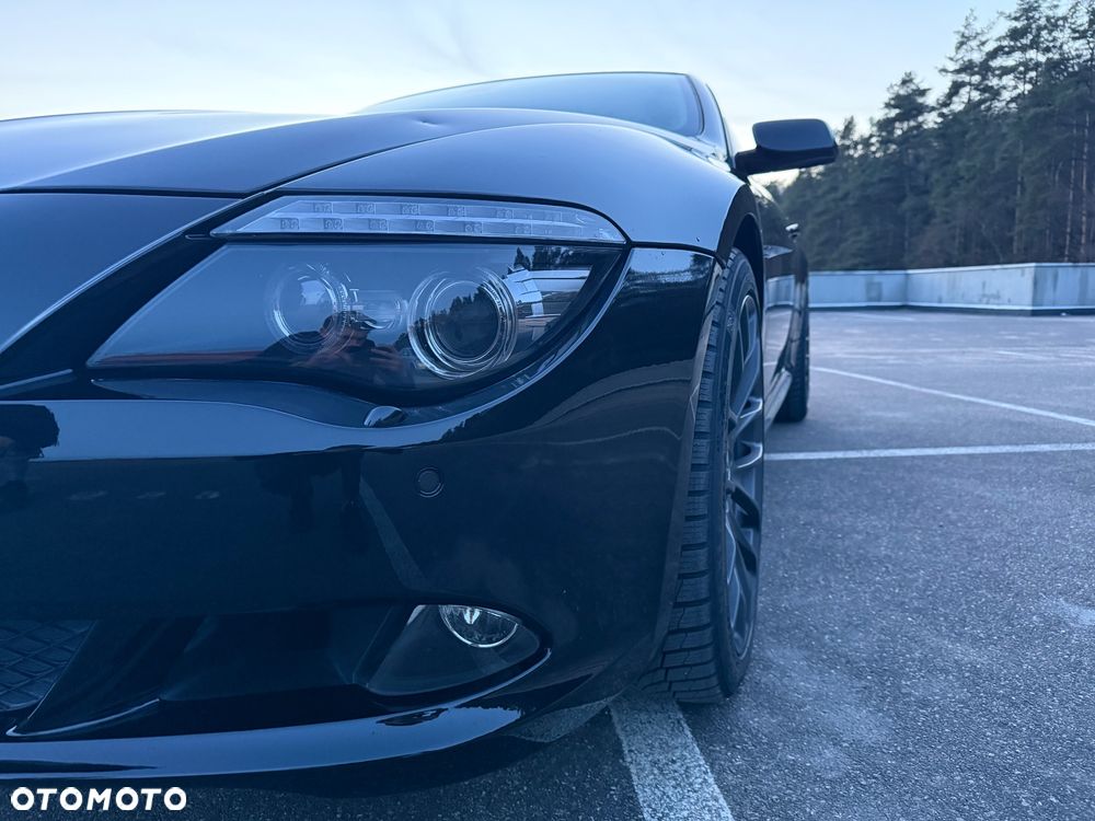 BMW Seria 6 650 i - 7