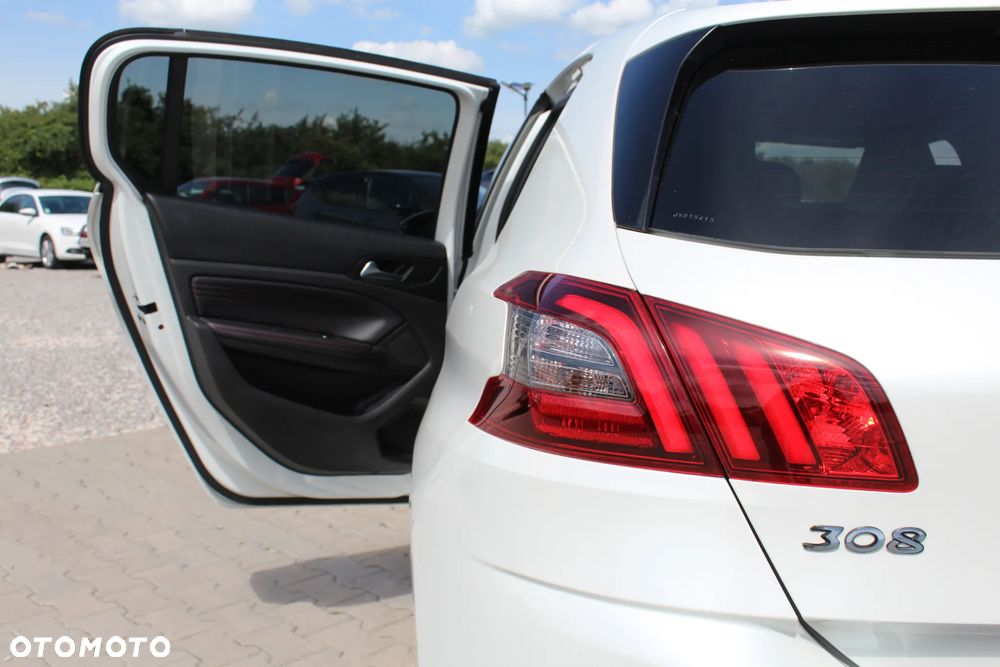 Peugeot 308 2.0 BlueHDi GT S&S EAT8 - 22
