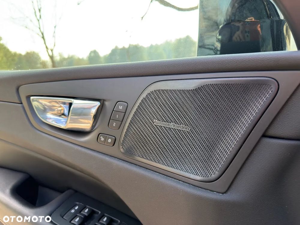 Volvo XC 60 D4 Geartronic RDesign - 20