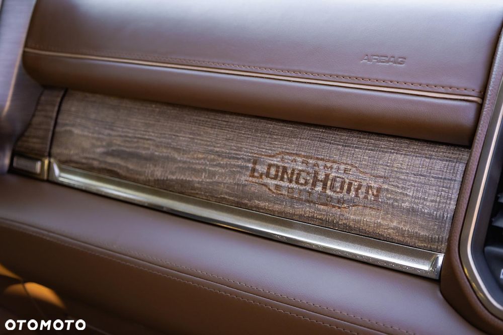 RAM 1500 5.7 Crew Cab Longhorn - 26