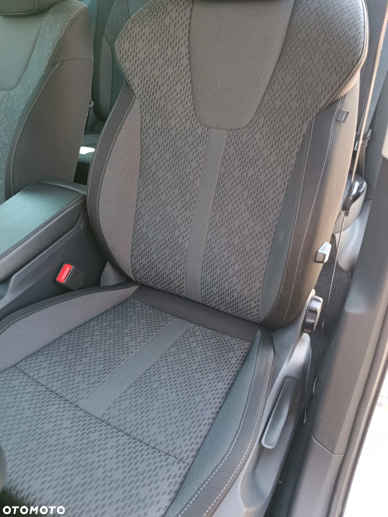 Skoda Octavia 2.0 TDI Business DSG - 12