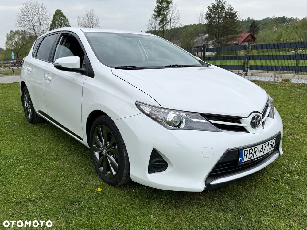 Toyota Auris - 24