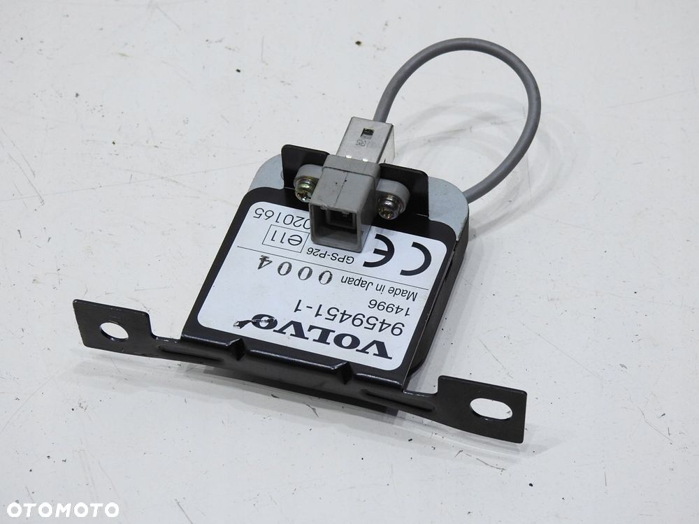 ANTENA GPS VOLVO V70 II 94594511 - 5