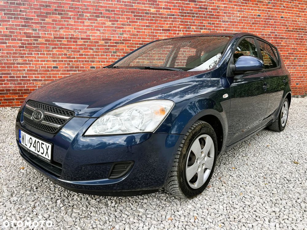 Kia Ceed - 3