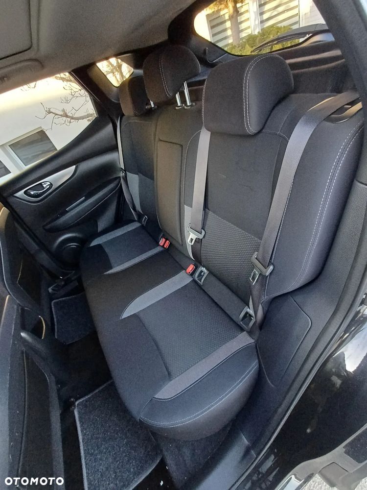 Nissan Qashqai 1.3 DIG-T MHEV N-Connecta - 32