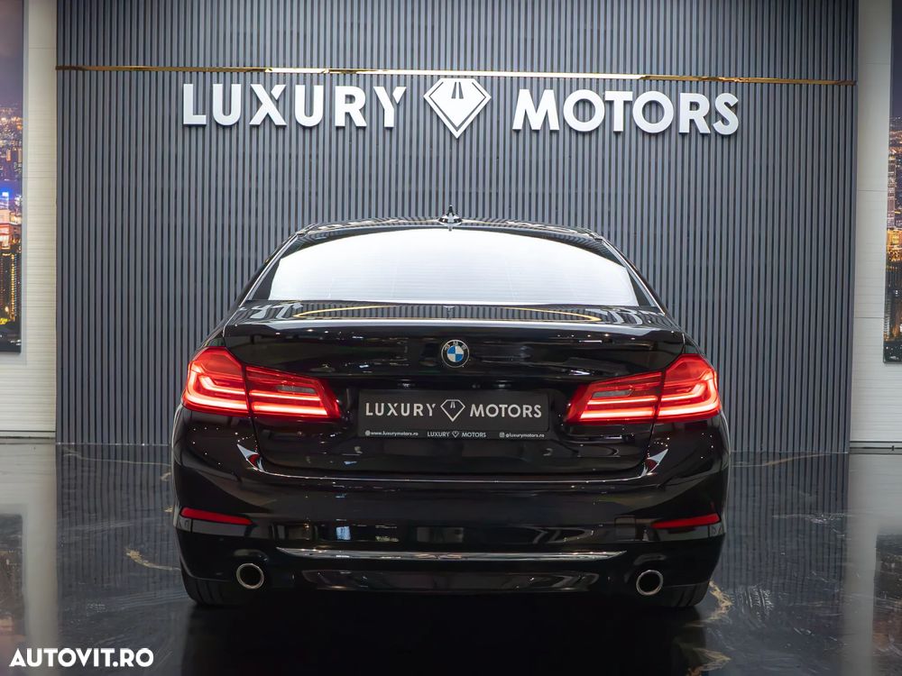 BMW Seria 5 530d xDrive Aut. Luxury Line - 11