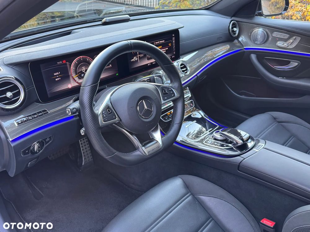 Mercedes-Benz Klasa E AMG 63 S 4Matic+ AMG Speedshift MCT-9G - 16