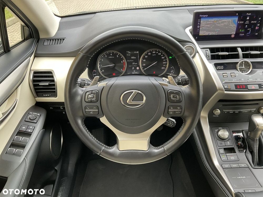 Lexus NX 300 F Impression AWD - 21