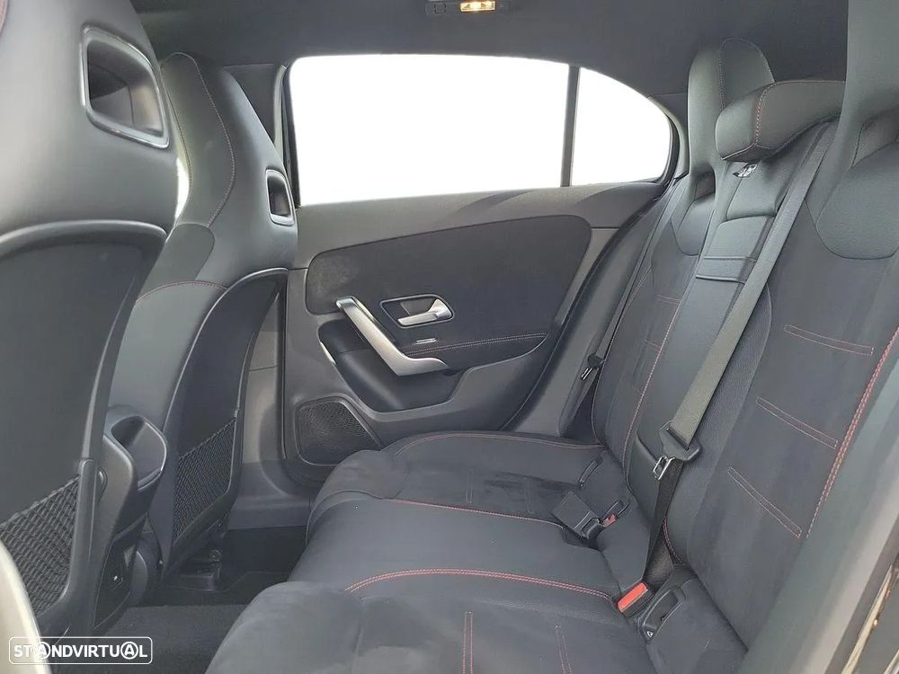 Mercedes-Benz A 250 e - 15