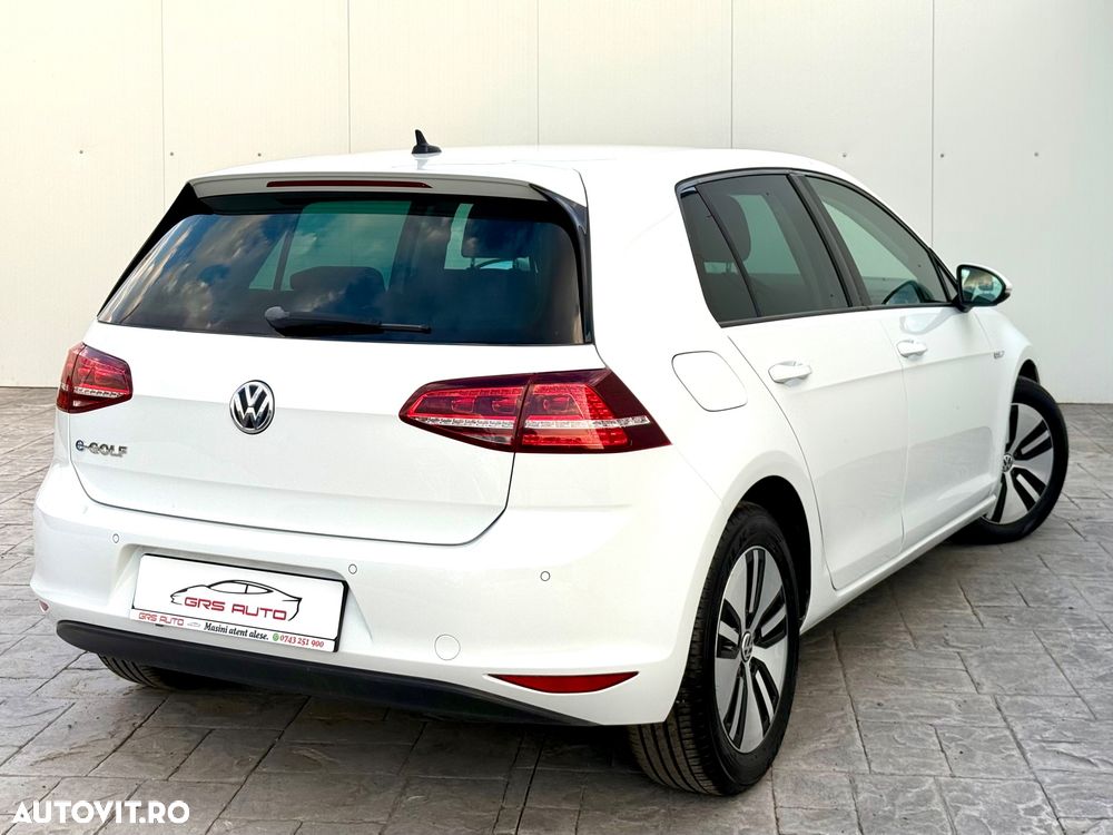 Volkswagen e-Golf - 4