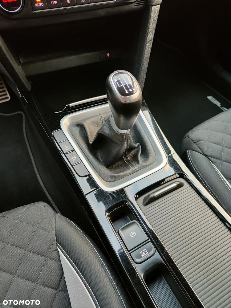 Kia ProCeed - 20