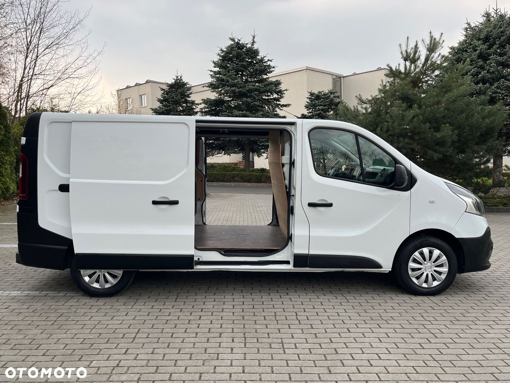 Renault Trafic - 25