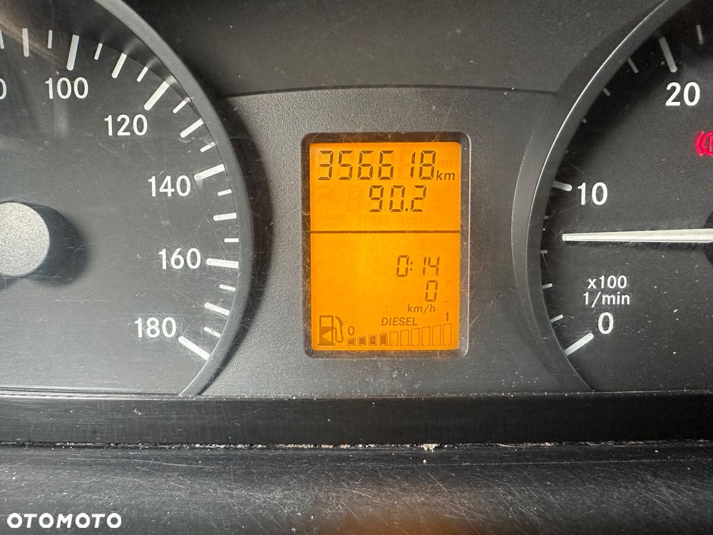 Mercedes-Benz SPRINTER 318 CDI - 11