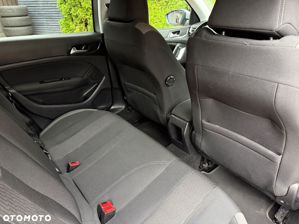 Peugeot 308 PureTech 110 Stop & Start Style - 11